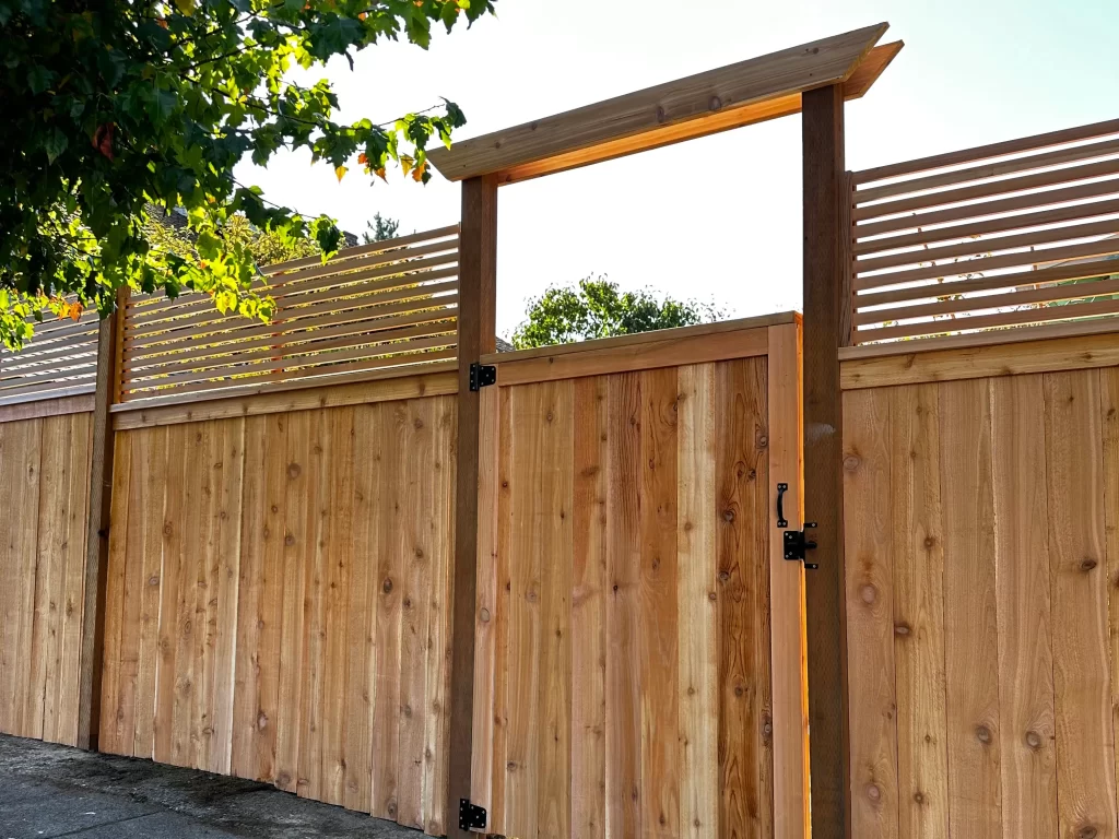 Custom trellis and privacy fence