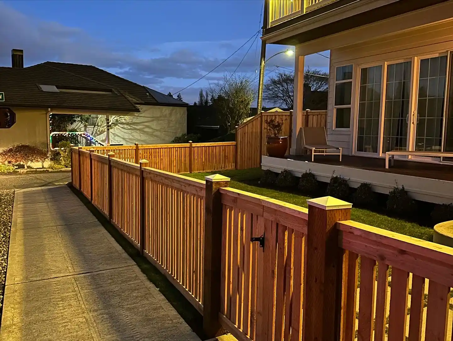 Why Cedar Fence Pricing Varies So Much in Seattle